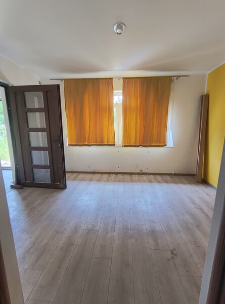 Vidra, casa P+M.