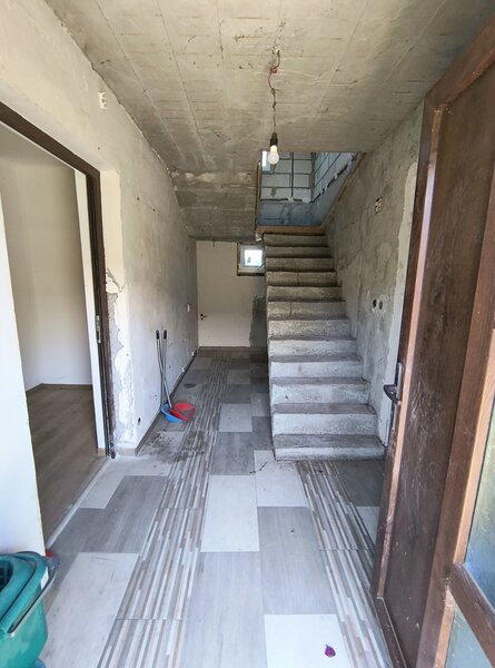 Vidra, casa P+M.