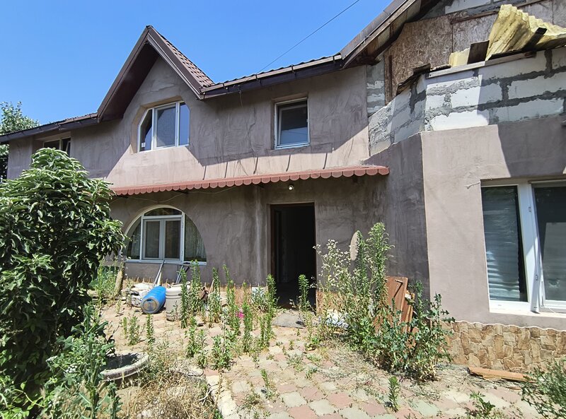 Vidra, casa P+M.